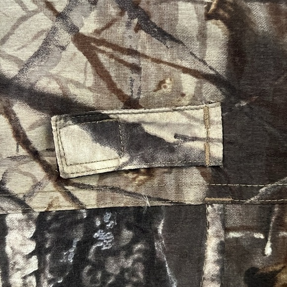 Remington Vented Camo Long Sleeve Shirt Button Front Realtree Hardwood Hunter XL - Picture 9 of 13